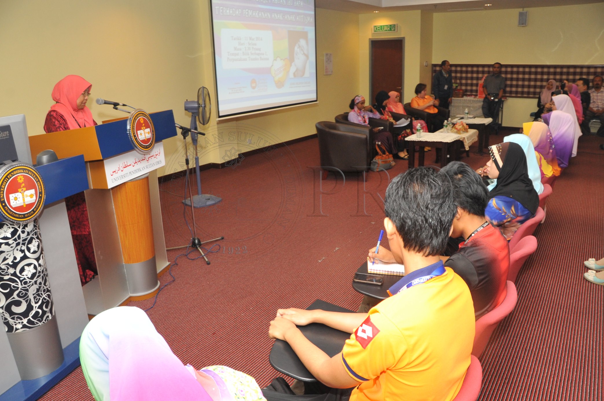 PRO 14 03 AUTISME PRO 6403